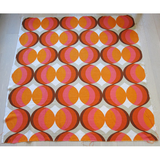 Classic 1960s orange and pink pop-art fabric