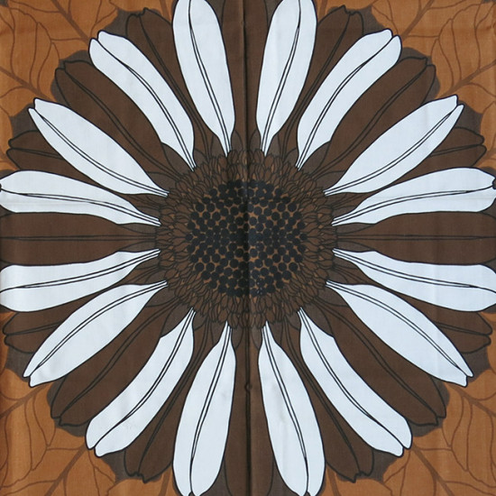 Almedahls Sweden huge circular flower tablecloth