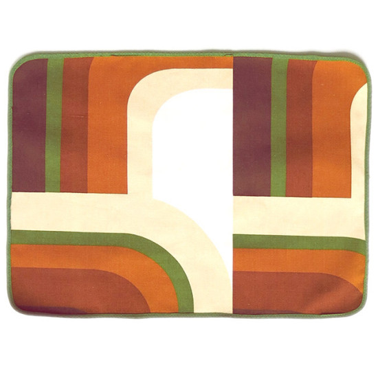 Bold geometric tablemats (3) green and brown