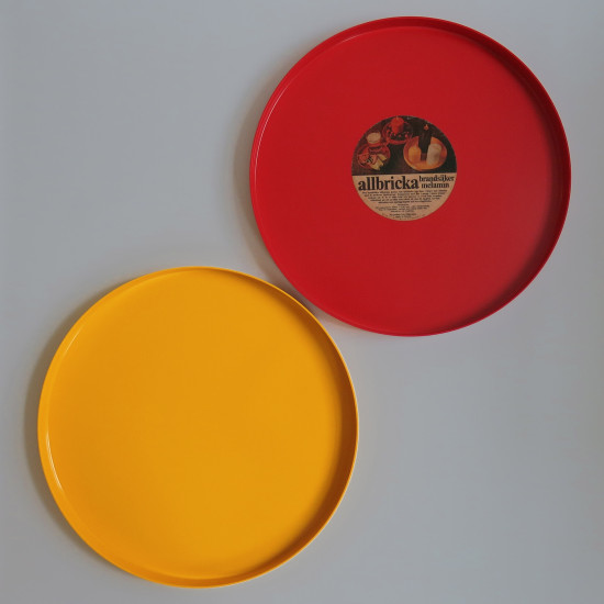 Allbricka vintage melamine trays and dishes made in Sweden