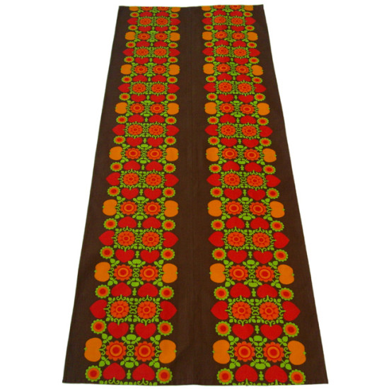 Hearts and flowers vintage 1960s/70s table runner