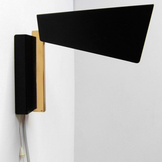 Matte black and brass clamshell wall light